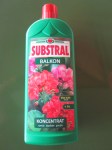 SUBSTRAL® tápoldat muskátlihoz és balkonnövényekhez 1L, Peti-Kert 2013 Kft